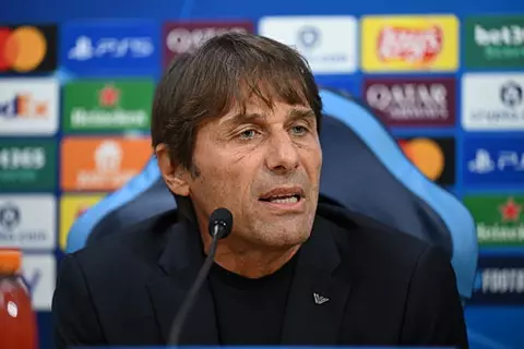 كونتي: وجود نابولي في الصدارة يُزعج الناس.. ولا أسمع سوى الانتقادات